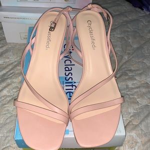 Brand new small heels size 7.5